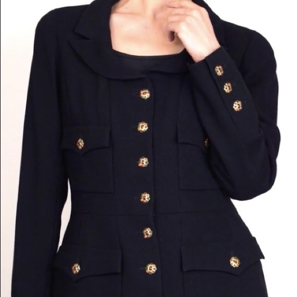 Rare Chanel Vintage Fall 1996 Black Gripoix Button Embellished 96A LBJ Jacket - Picture 13 of 13